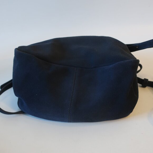 Elegant Black Satchel Bag - Picture 5 of 8
